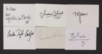 AUTOGRAPHS: