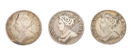 3x Anne, Shillings, comprising: shilling 1705, second bust, roses and plumes in angles (S.3589),