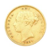 Victoria, Half Sovereign 1884; obv. young head left, rev. crowned shield of arms; Good Fine