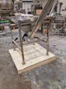 SCREW CONVEYOR FEEDER FOR POWDER PACKING