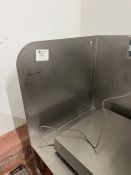 ENCLOSED WEIGH STATION