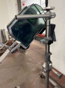 MOBILE OVER CONVEYOR LABELLER