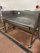 DRAINING TABLE