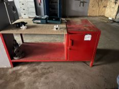 METAL WORK BENCH
