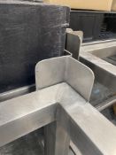 STAINLESS STEEL PALLET TABLES