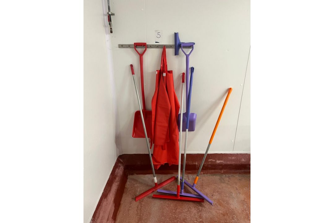 ASSORTED SHOVEL, SCRAPERS AND APRONS