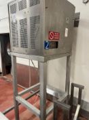 ICE MAKER
