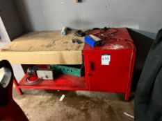 METAL WORK BENCH