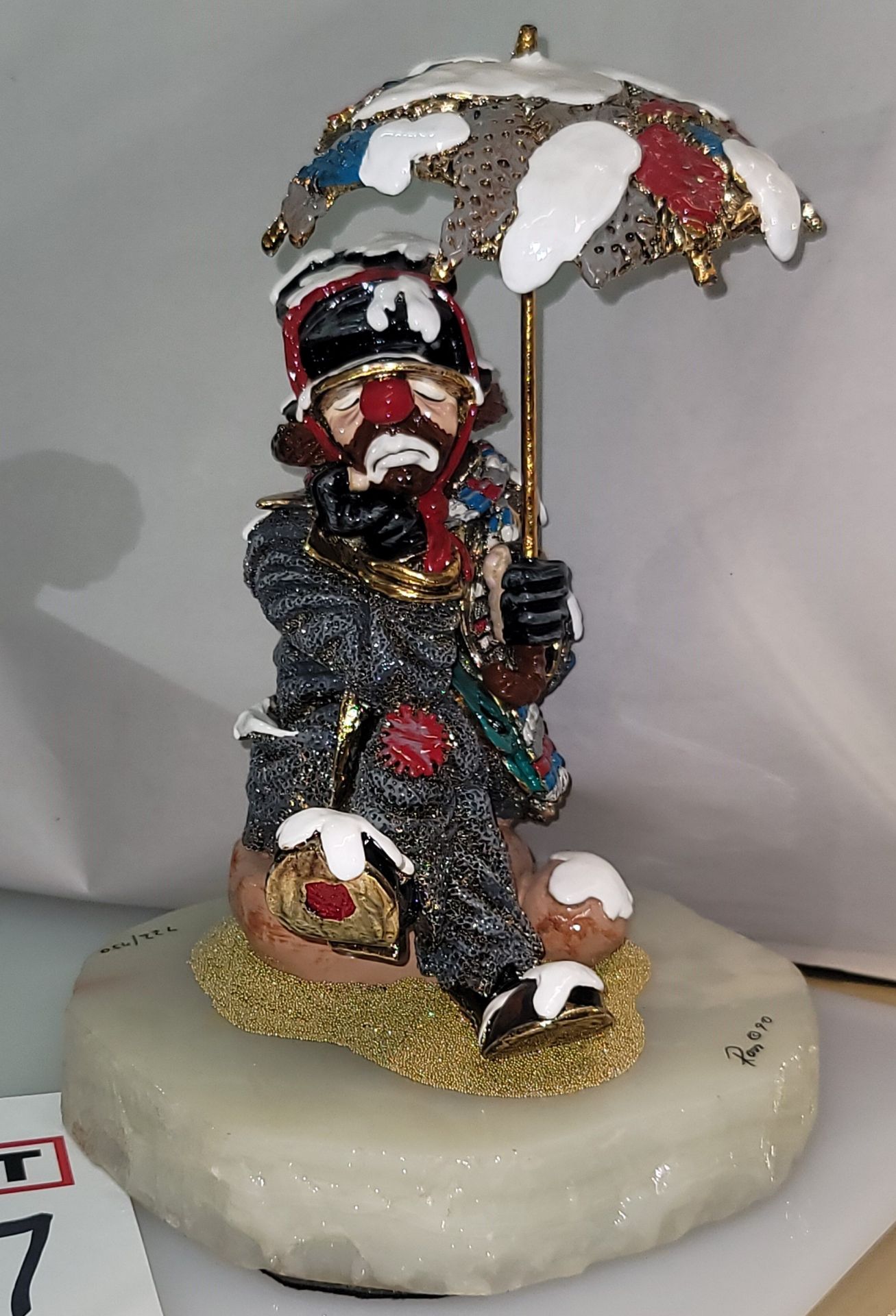 "SNOW DRIFTER", CLOWN W/ UMBRELLA ART SCULPTURE, RARE ARCHIVE SCULPTURE, SOLD OUT EDITION 722/750, - Image 2 of 3