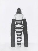 Rebecca Horn. ”Rote Strümpfe”. 1968