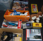 AZ158 A Quantity of Toys All Look New