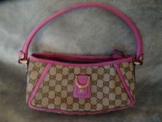 Gucci Abbey D Ring Shoulder Bag