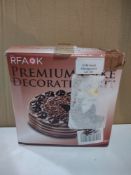 Premium Cake Decorating Kit. RRP £19.99 - GRADE U