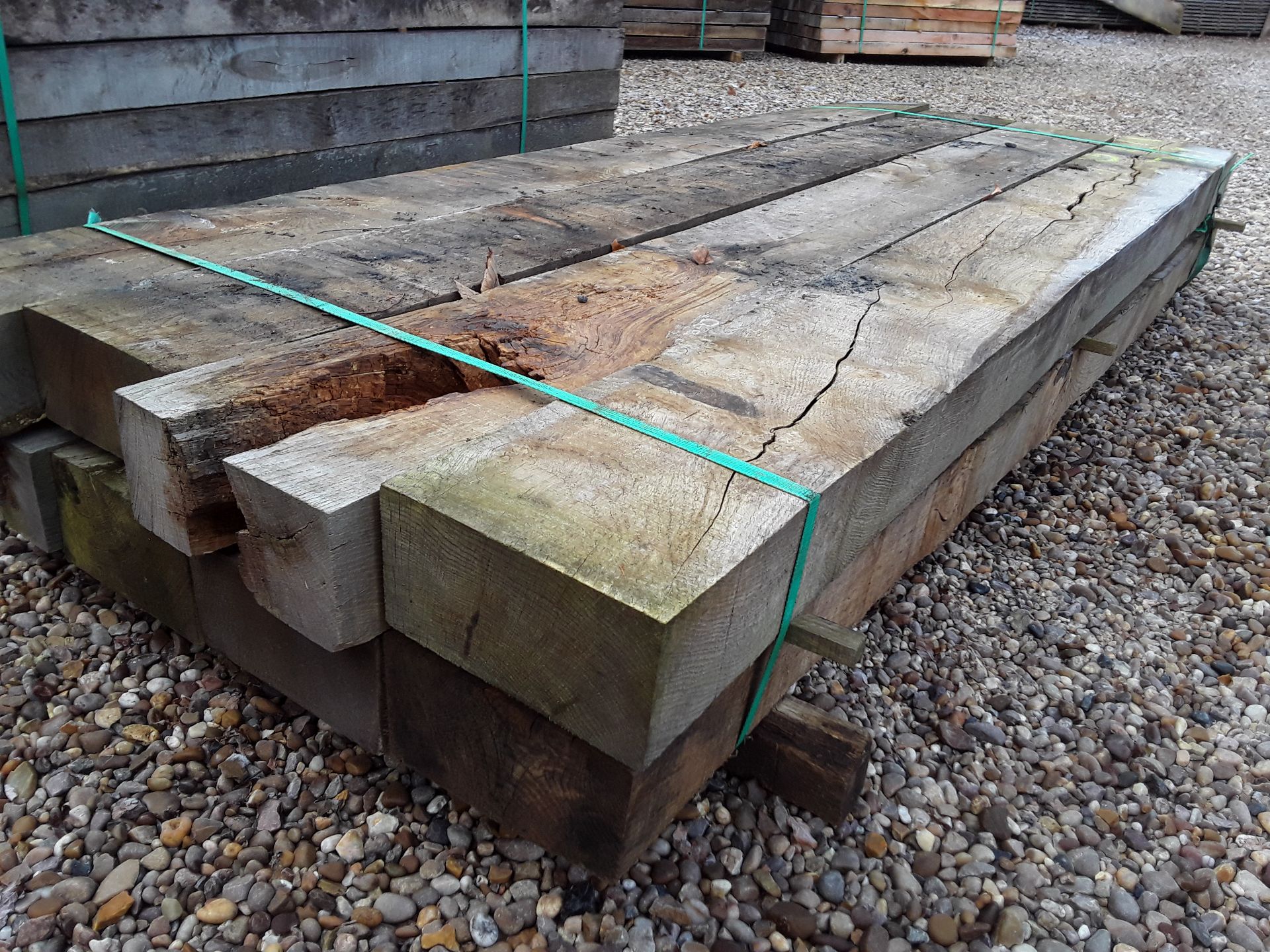 8x Hardwood Sawn Timber Rustic English Oak Sleepers - Image 3 of 5