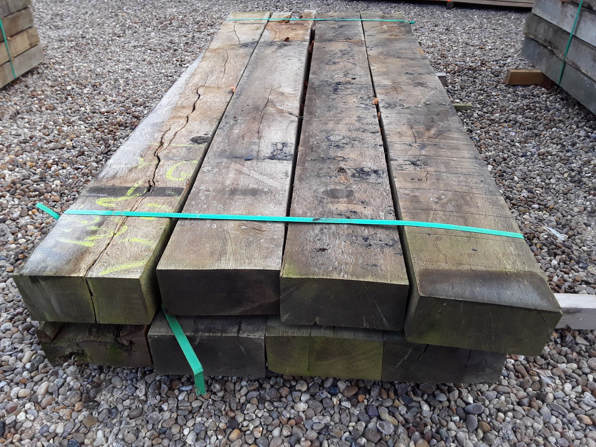 8x Hardwood Sawn Timber Rustic English Oak Sleepers - Image 5 of 5
