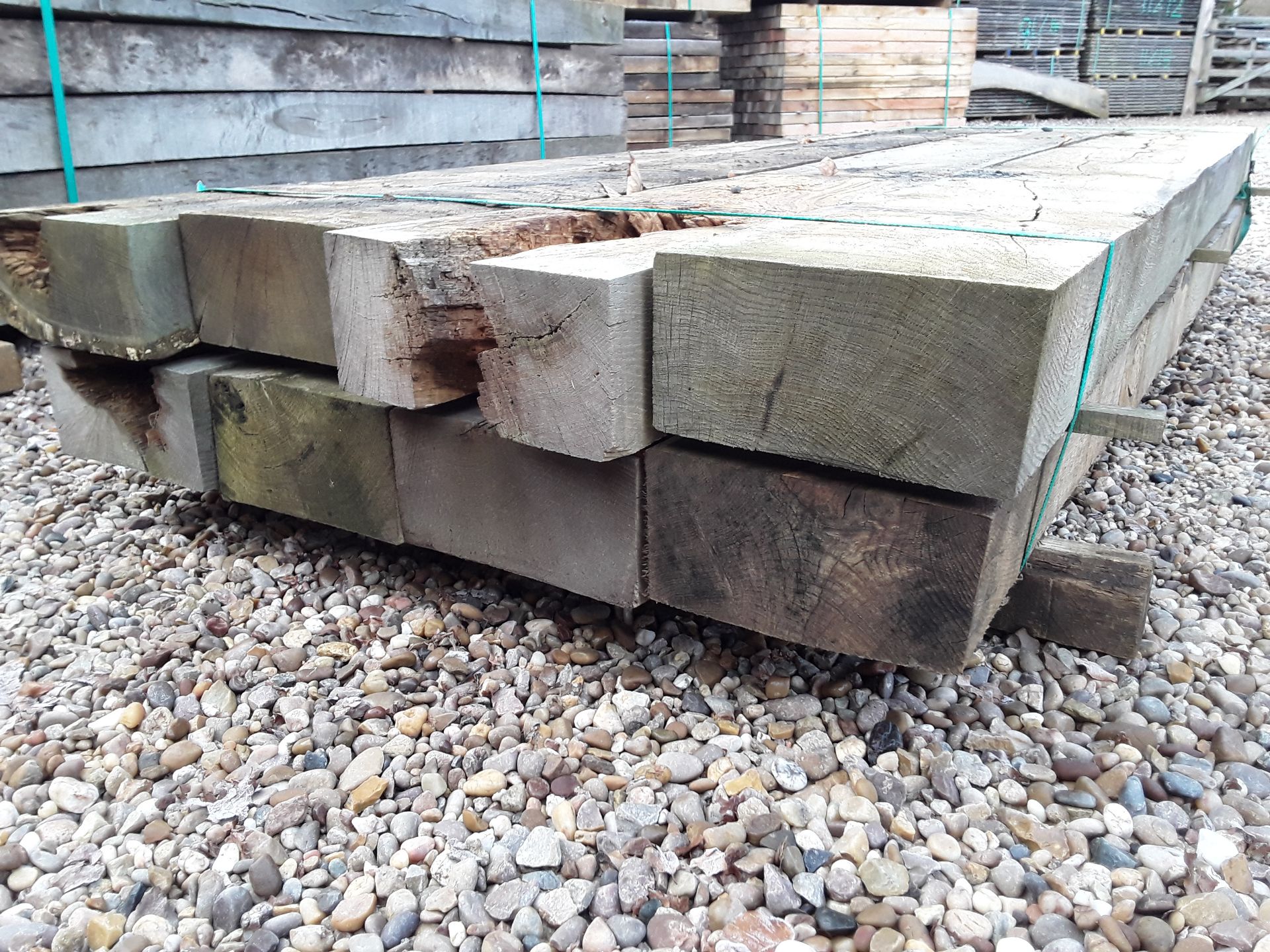 8x Hardwood Sawn Timber Rustic English Oak Sleepers - Image 2 of 5