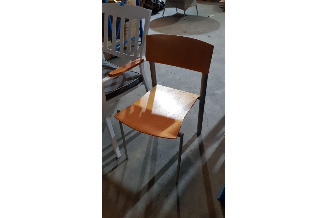 (1F) 3x Mixed Chairs To Include 1x Oslo Bar Chair Charcoal. - Image 6 of 6