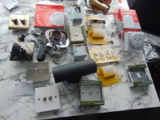 AZ118H Electrical Lot RRP £150 to £250