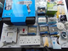 AZ156M Electrical Lot RRP £150 to £250