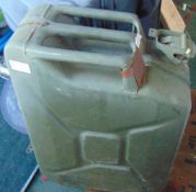 AZ142 A 20L Metal Jerry Can For Petrol/Diesel,