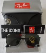 Ray-Ban Sunglasses ORB3136 002 *3N