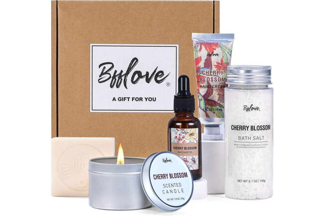 BFF LOVE Cherry Blossom Spa Gift Box
