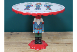 Nutcracker Cakestand
