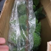 Christmas Tree Decorations x3 (173)