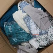 Large Box of John Lewis Bedding and Towels (108)