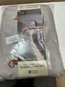 Catherine Lansfield Double Duvet Set. RRP £25 - Grade U