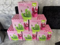 12 Green Heart Shaped Cutlery Drainer