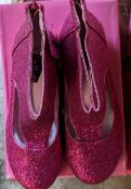 4 Pairs Brand New Kids Shoes, Mixed Design's.