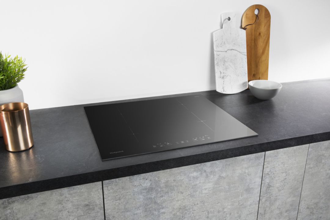 Hotpoint CIA 640 C 60cm Induction Hob RRP £369 - Image 2 of 10