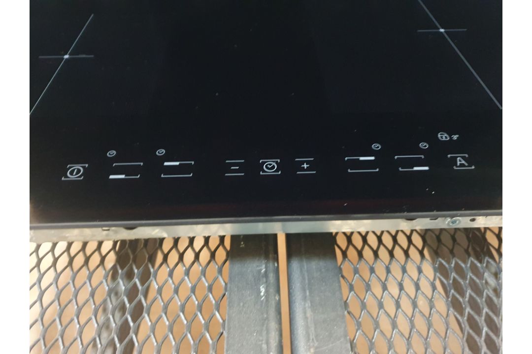 Hotpoint CIA 640 C 60cm Induction Hob RRP £369 - Image 8 of 10