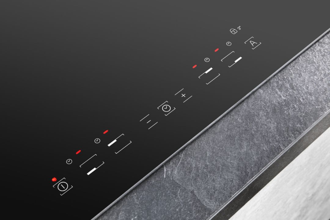 Hotpoint CIA 640 C 60cm Induction Hob RRP £369 - Image 1 of 10