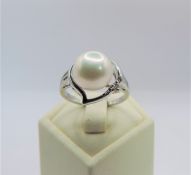 Sterling Silver Cultured Pearl & Diamond Ring 'NEW' with Gift Pouch