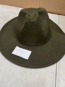 Felt Fedora Hat. RRP £20.00 - GRADE U
