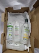 Simple Gift set. RRP £14.99 - GRADE U