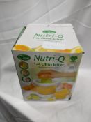 Nutri-Q 1.2l citrus juicer. RRP £25 - GRADE U