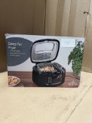 Morrisons Home Deep Fat Fryer. RRP £45.00 - GRADE U