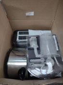Large Assorted Box of Mixed Items To Include Slow Cooker. Approx. RRP £100 - GRADE U