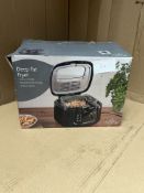 Morrisons Home Deep Fat Fryer. RRP £45.00 - GRADE U