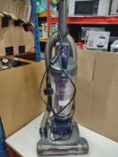 Russell Hobbs Athena Vacuum Cleaner. RRP £89.99 - GRADE U