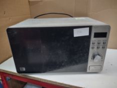 Morrisons Digital Microwave. RRP £89.99 - GRADE U