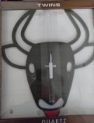Clearance lot 2 bull design clocks