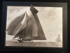 Westward 1911 Beken of Cowes, G Nautics Edition , France