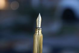 Rare S.T. Dupont - 24K Gatsby Gold Plated Gadroon Fountain Pen - 1990