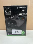 Dual ultra slim charge system Xbox. RRP £20 - GRADE U