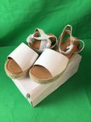 Ladies White Wedge Sandal Size