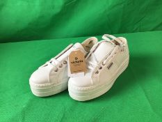 Ladies Victoria Trainers Size 36